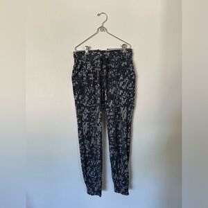 Lululemon Ready to Rulu Jogger